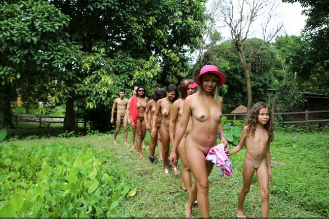 Brazilian Nudist Resort in the middle of rainforest - Purenudism photo vol. 2 [ヌーディズムについて学ぶ]